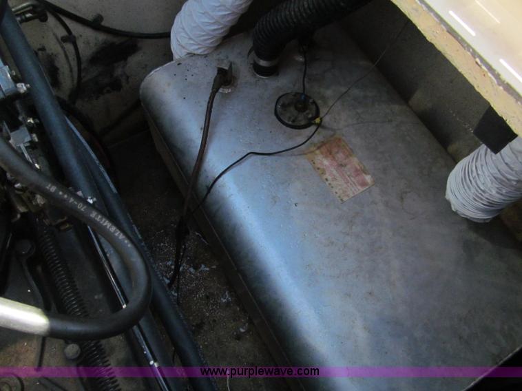 image for item B6721 1965 Oceanic 18' boat