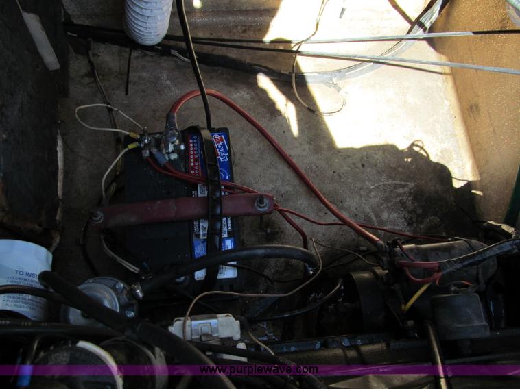 image for item B6721 1965 Oceanic 18' boat