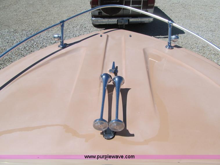 image for item B6721 1965 Oceanic 18' boat