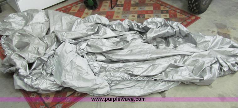 image for item B6721 1965 Oceanic 18' boat