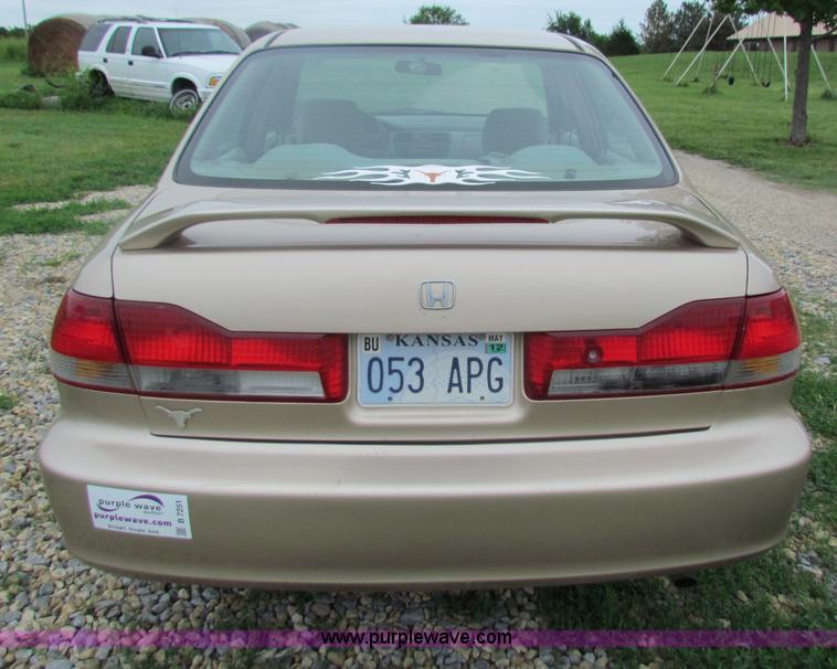 image for item B7251 2000 Honda Accord