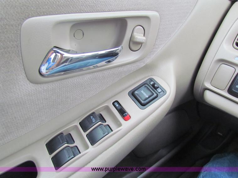 image for item B7251 2000 Honda Accord