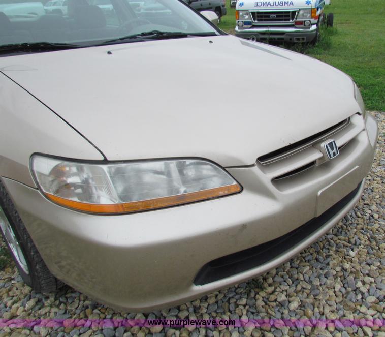 image for item B7251 2000 Honda Accord