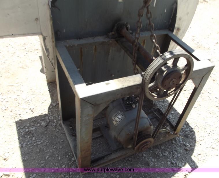 image for item C2055 School gym ventilation squirrel box fan