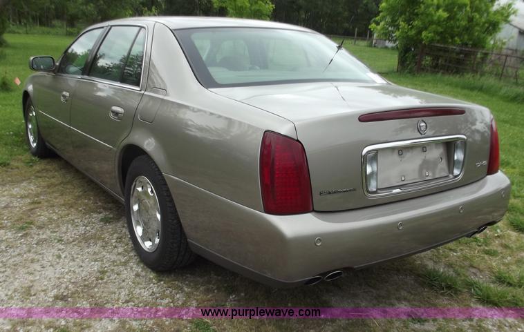 image for item C2086 2001 Cadillac DeVille DHS