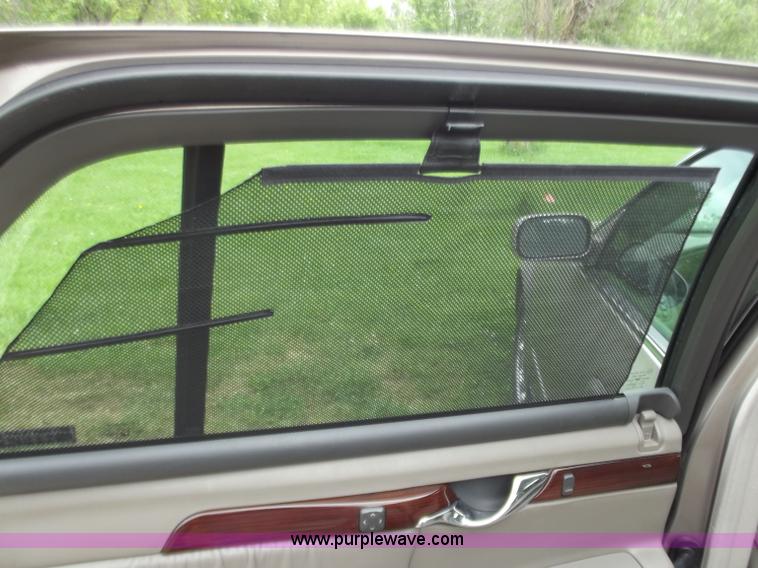 image for item C2086 2001 Cadillac DeVille DHS