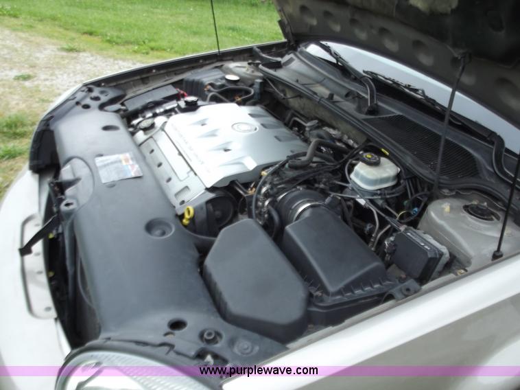 image for item C2086 2001 Cadillac DeVille DHS