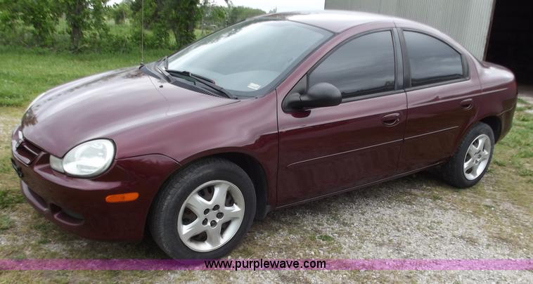 image for item C2087 2002 Dodge Neon SE