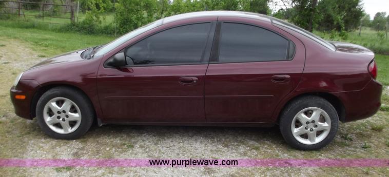 image for item C2087 2002 Dodge Neon SE