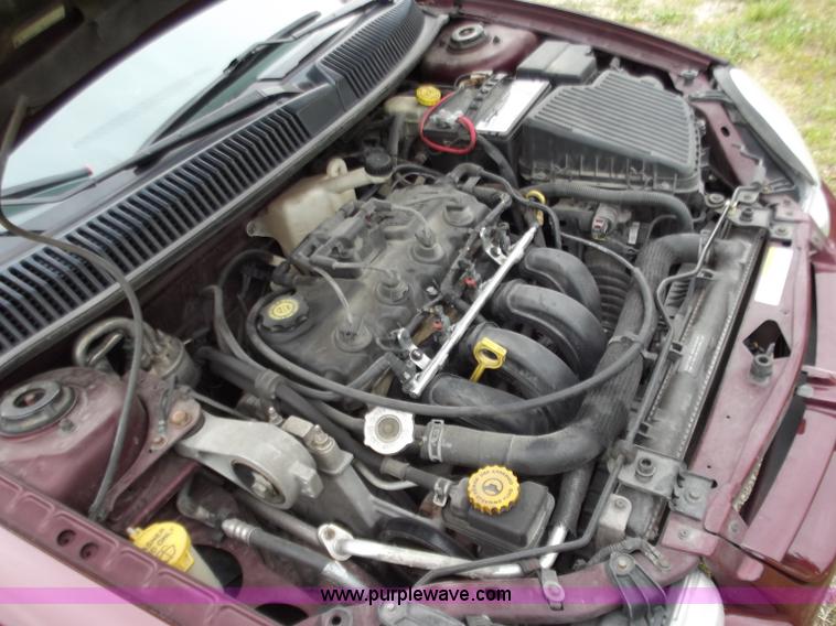 image for item C2087 2002 Dodge Neon SE