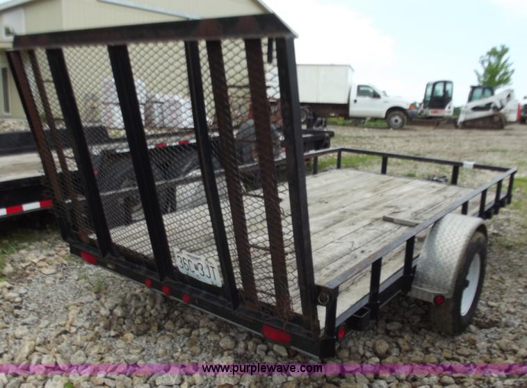 image for item C2090 2003 PJ 7712G 12' utility trailer