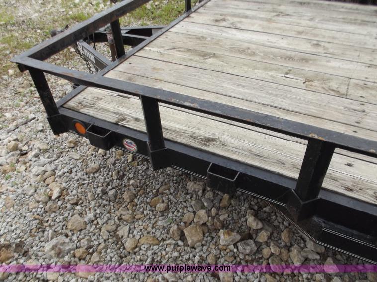 image for item C2090 2003 PJ 7712G 12' utility trailer