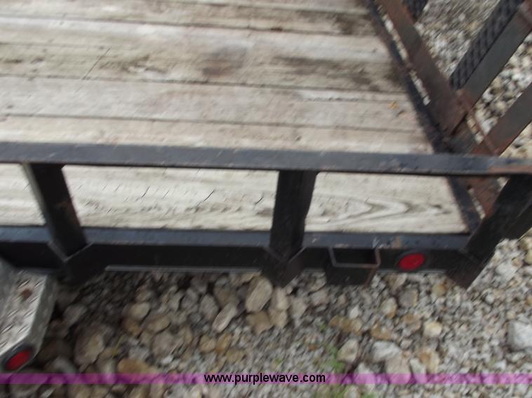 image for item C2090 2003 PJ 7712G 12' utility trailer