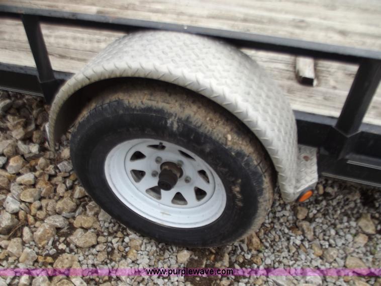 image for item C2090 2003 PJ 7712G 12' utility trailer