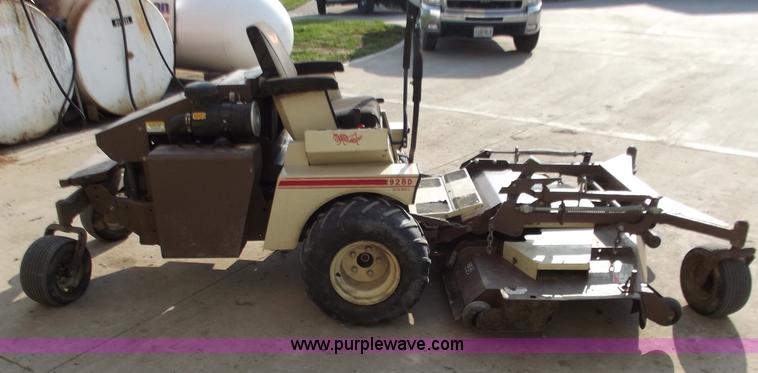 image for item C2113 Grasshopper 928D2 diesel mower