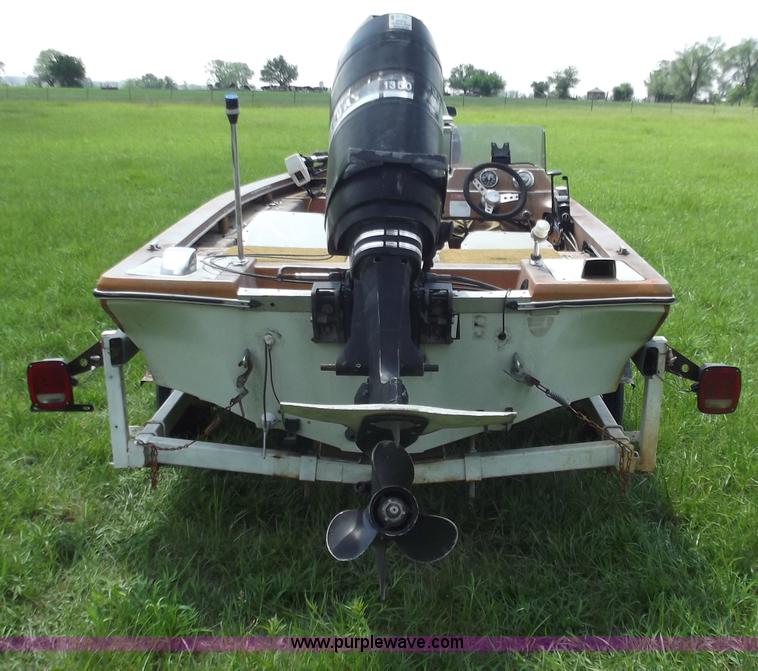 image for item C2115 1977 Terry ABF 15' bass boat
