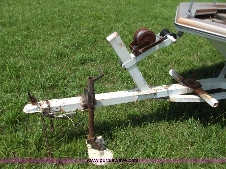 image for item C2115 1977 Terry ABF 15' bass boat