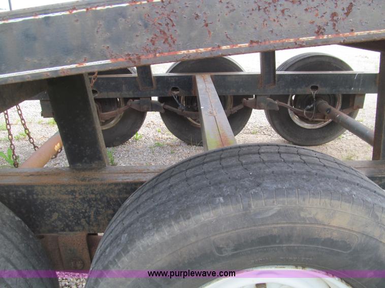 image for item D3131 2000 Kaufman W53 triple axle three car hauler