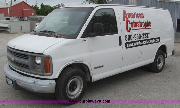 image for item D3216 1999 Chevrolet 2500 van