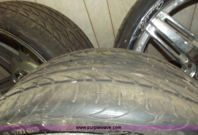 image for item D3553 (4) wheels and tires