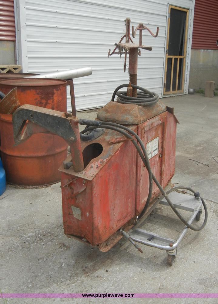 Atlas 229 Tire Changer