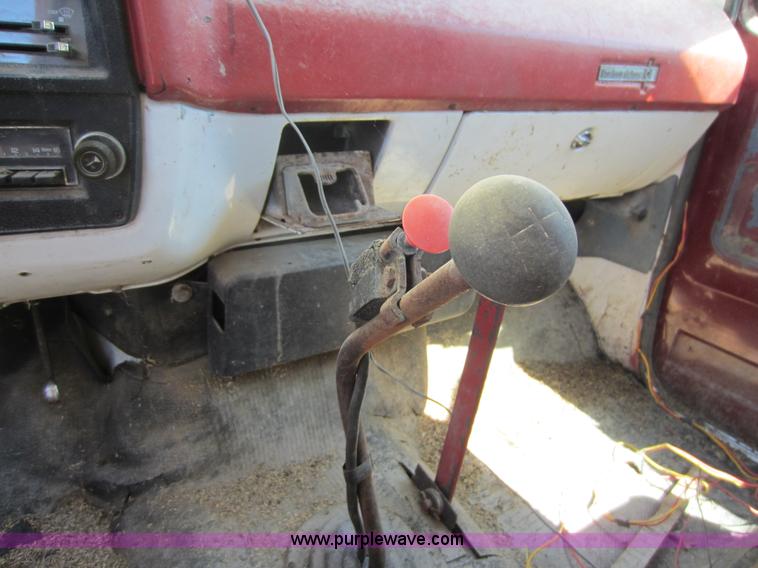 image for item D5517 1975 Chevrolet C65 dump truck