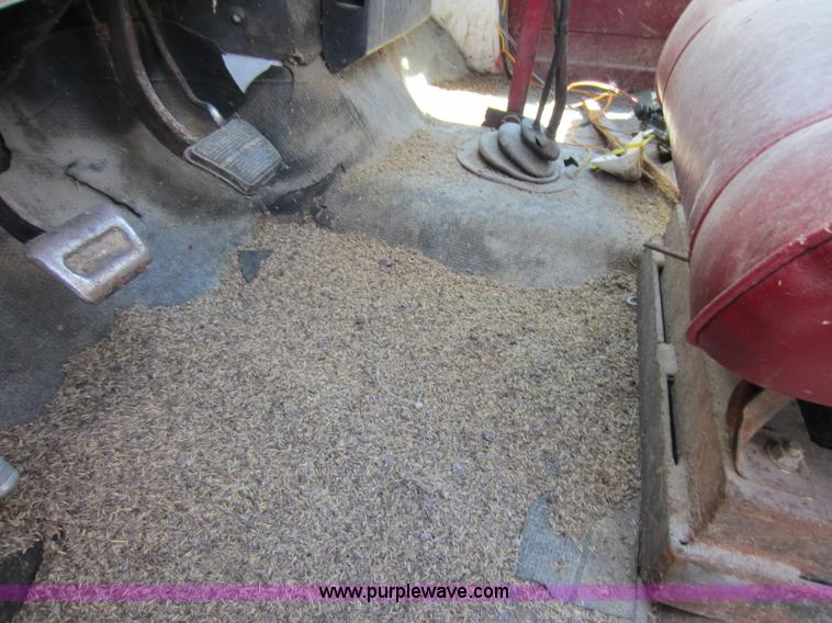 image for item D5517 1975 Chevrolet C65 dump truck