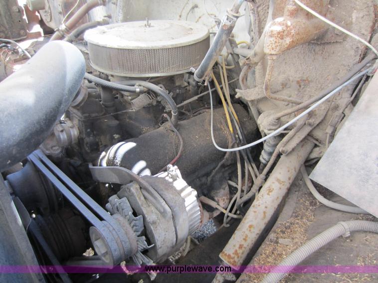 image for item D5517 1975 Chevrolet C65 dump truck