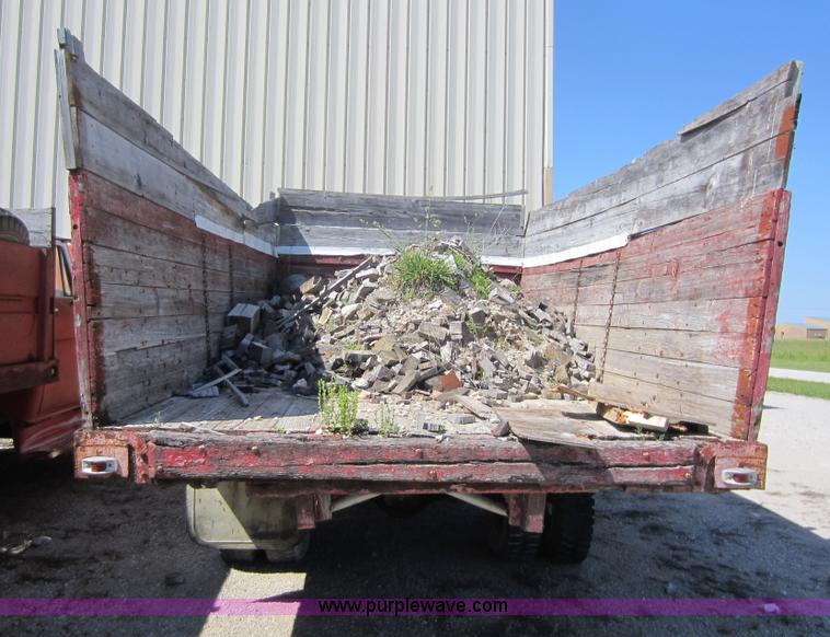 image for item D5520 1963 GMC 3505 dump truck