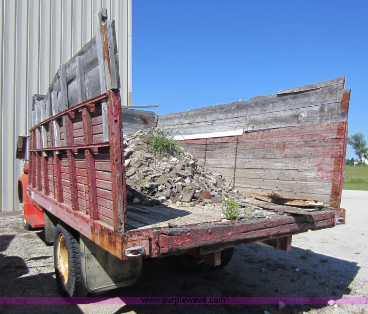 image for item D5520 1963 GMC 3505 dump truck