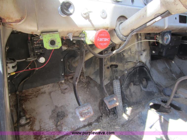 image for item D5520 1963 GMC 3505 dump truck