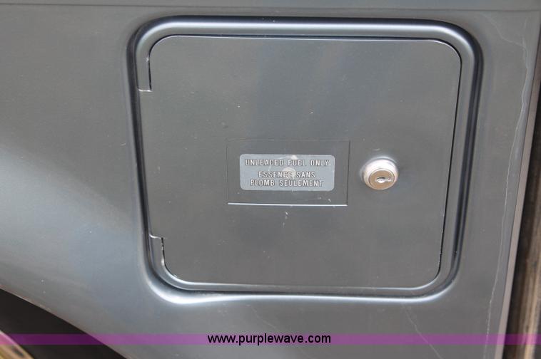 image for item D7898 1998 Newmar Mountain Aire RV camper