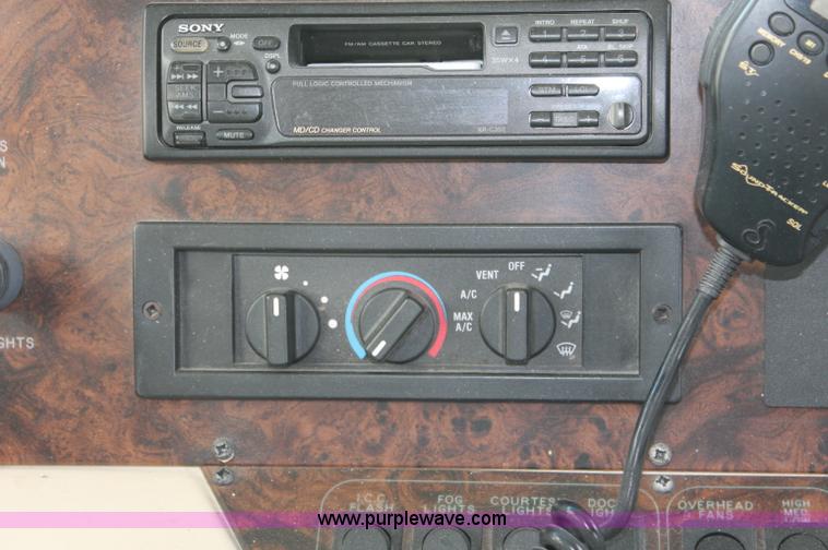 image for item D7898 1998 Newmar Mountain Aire RV camper