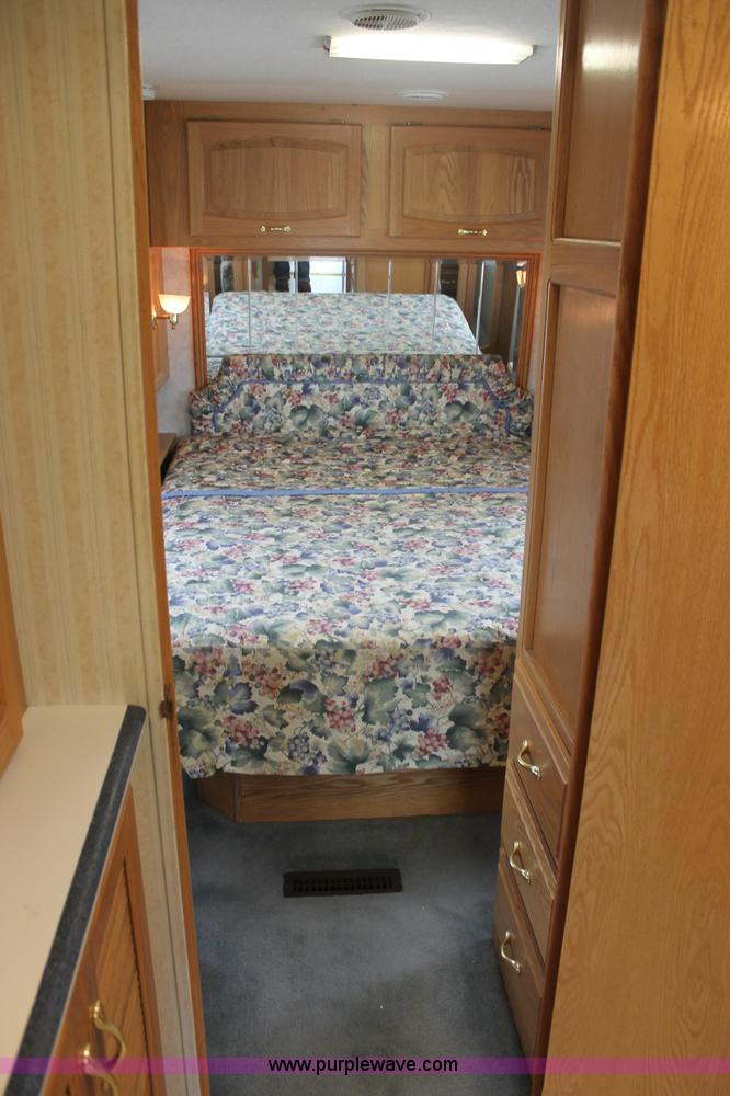 image for item D7898 1998 Newmar Mountain Aire RV camper