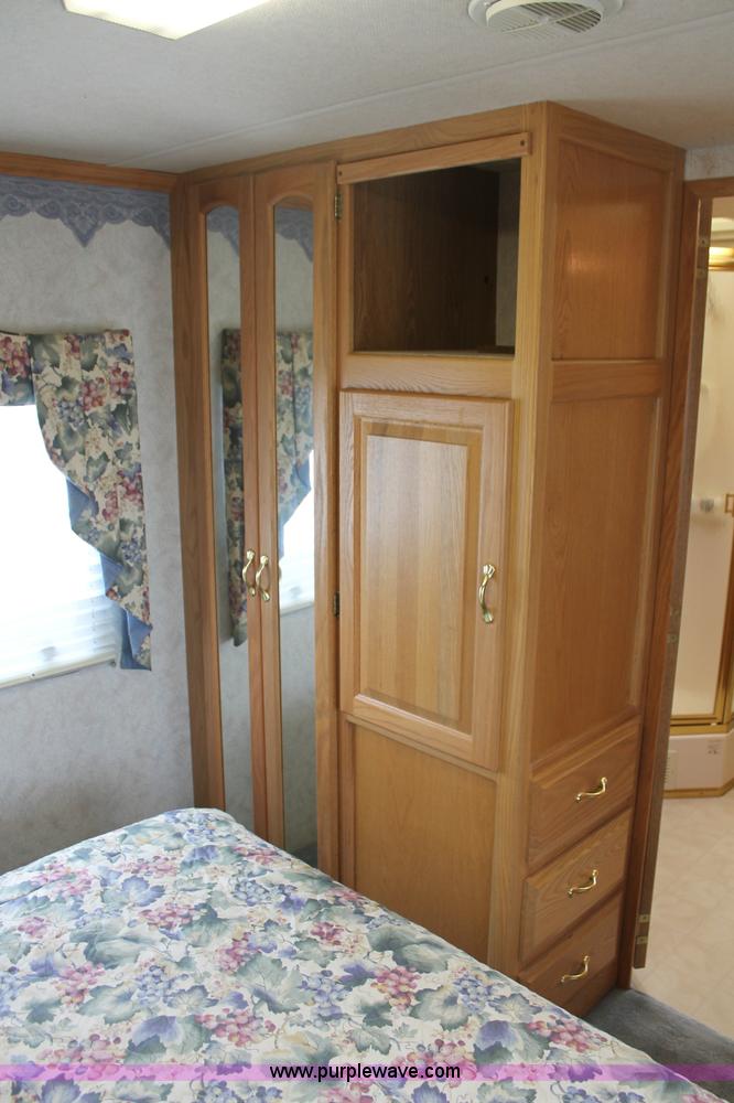 image for item D7898 1998 Newmar Mountain Aire RV camper