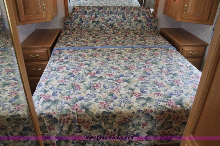 image for item D7898 1998 Newmar Mountain Aire RV camper