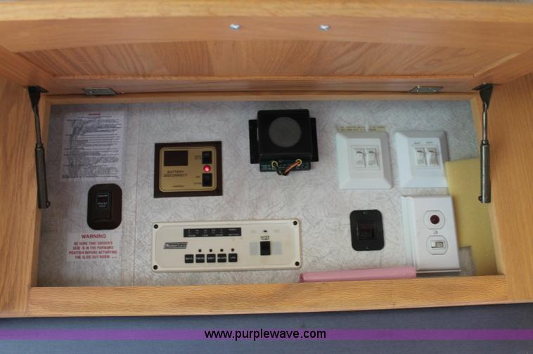 image for item D7898 1998 Newmar Mountain Aire RV camper