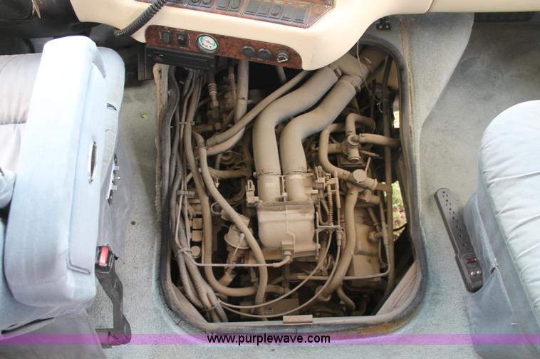 image for item D7898 1998 Newmar Mountain Aire RV camper