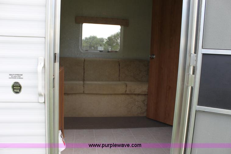 image for item D7997 2005 Gulfstream Cavalier camper