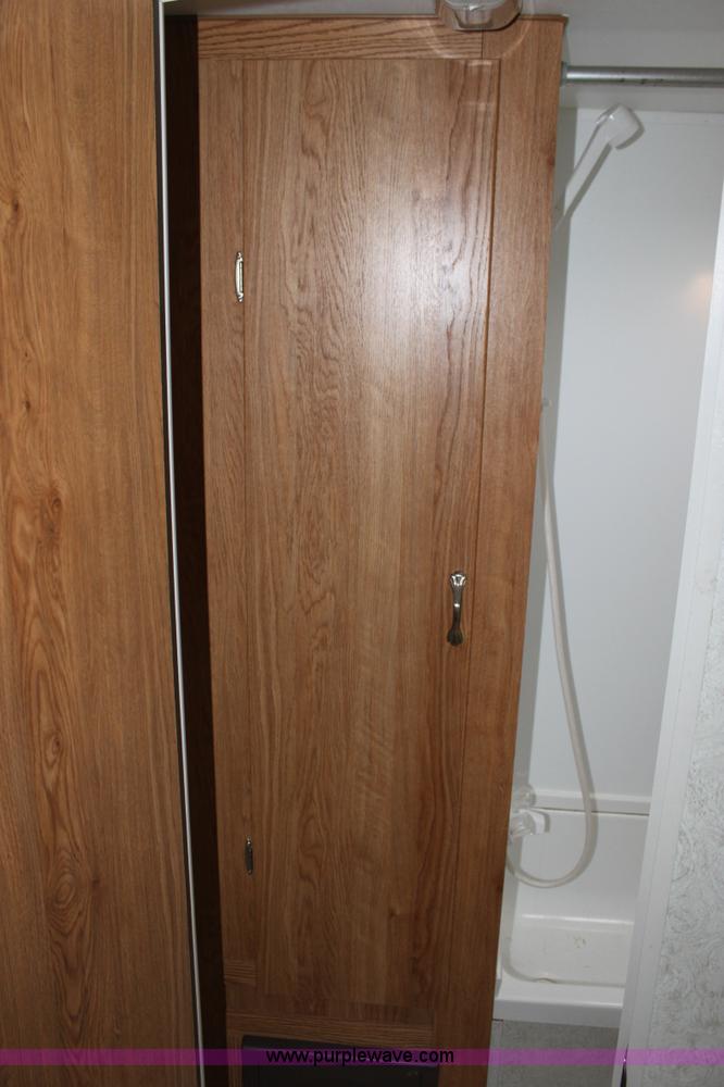 image for item D7997 2005 Gulfstream Cavalier camper