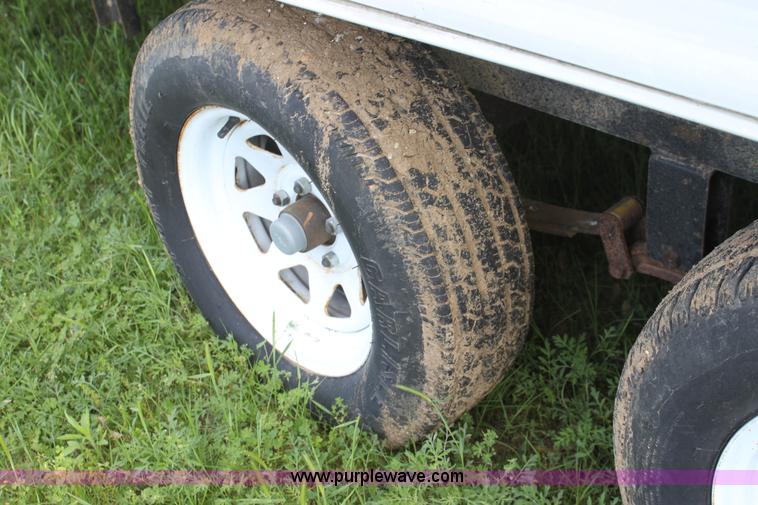 image for item D7997 2005 Gulfstream Cavalier camper