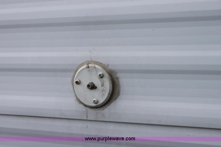 image for item D7997 2005 Gulfstream Cavalier camper