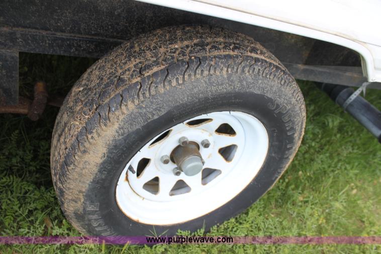 image for item D7997 2005 Gulfstream Cavalier camper