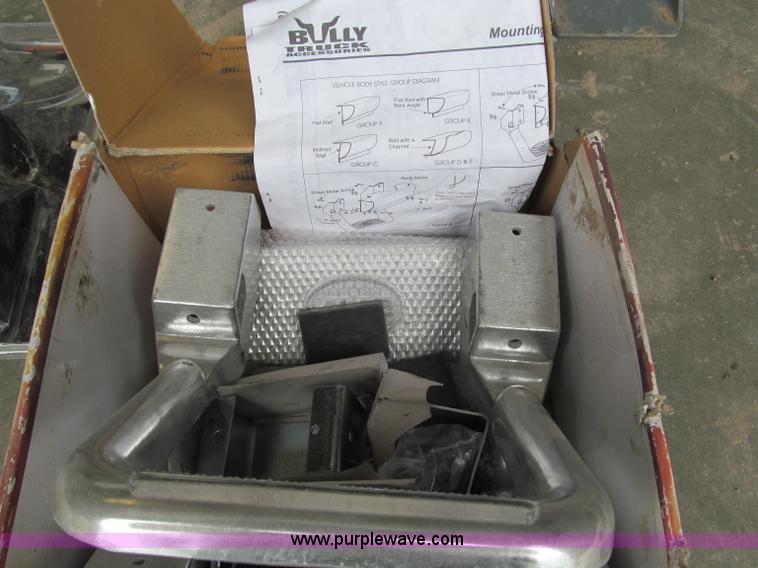 image for item G9484 Assorted automotive parts