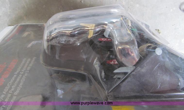 image for item G9484 Assorted automotive parts