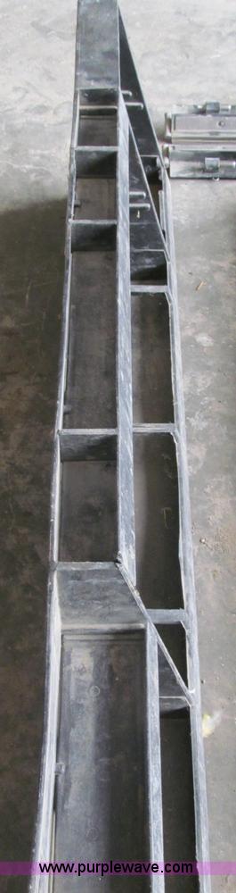 image for item G9484 Assorted automotive parts