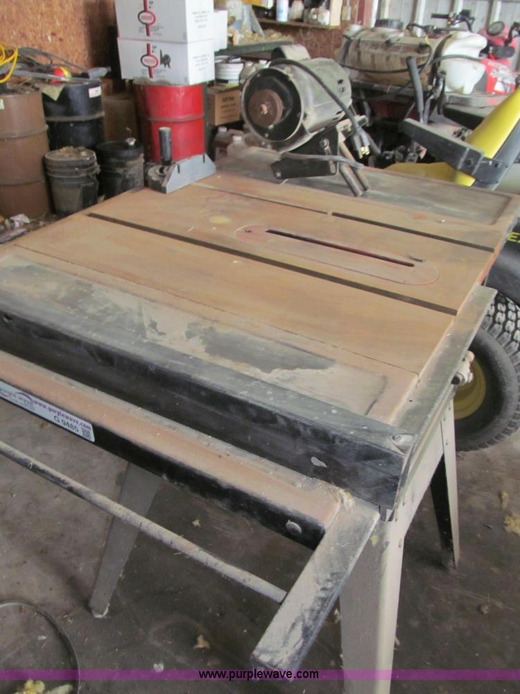 image for item G9485 Assorted tools and kerosene heaters