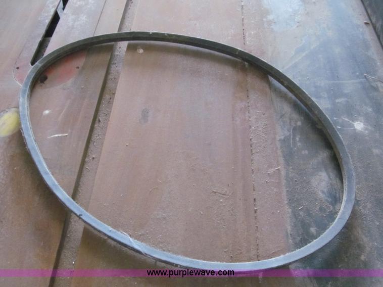 image for item G9485 Assorted tools and kerosene heaters