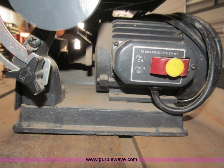 image for item G9485 Assorted tools and kerosene heaters