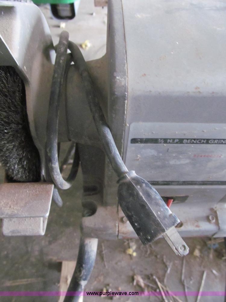 image for item G9485 Assorted tools and kerosene heaters